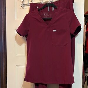 Figs Catarina burgundy V-Neck Scrub Top and joggers